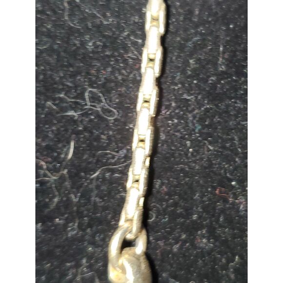 A Vintage Milk Glass Cabochon Choker Necklace Cottage Core Career Classic - Picture 4 of 9